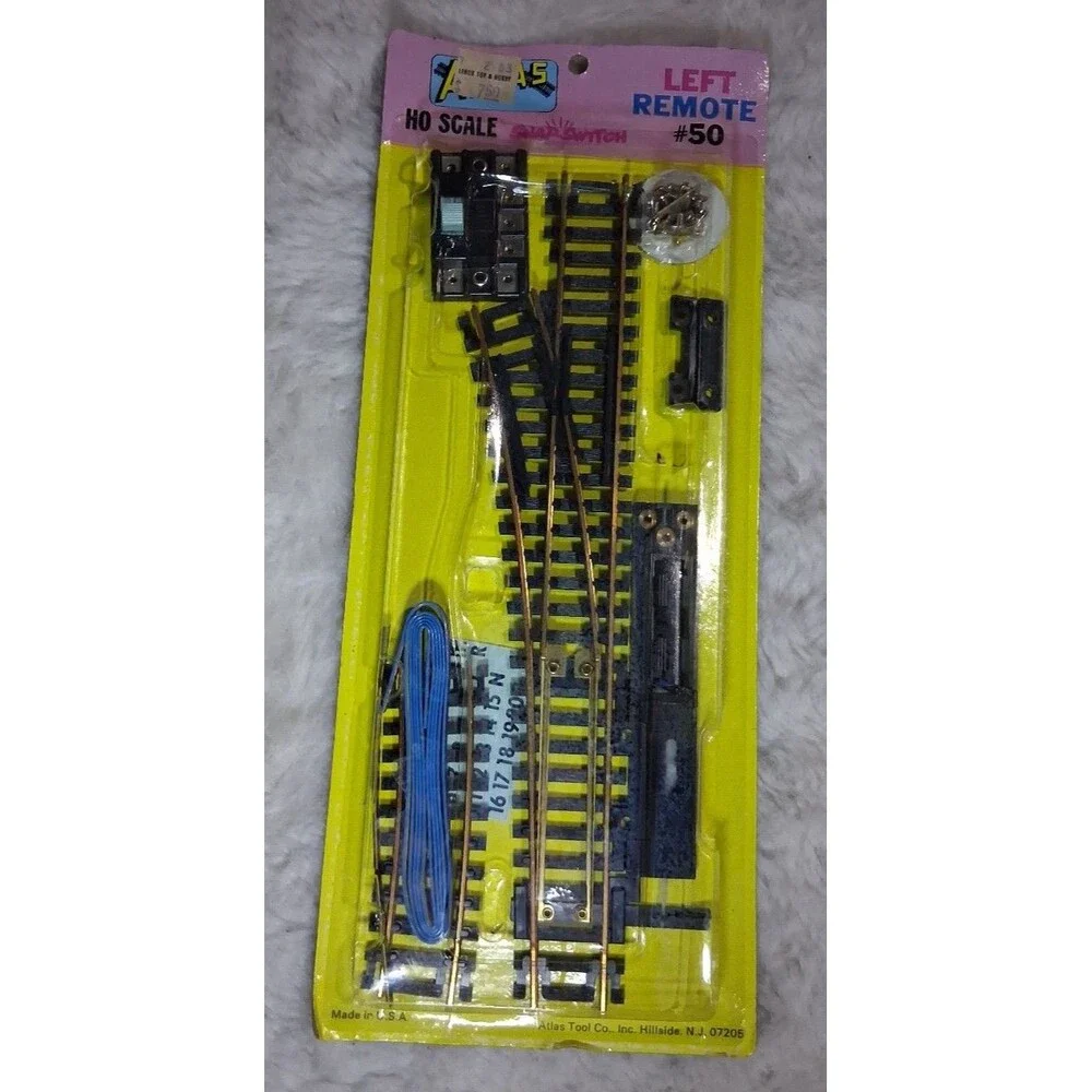 Atlas HO Scale Left Remote Switch #50 Train Track